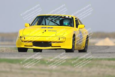 media/Oct-25-2025-CalClub SCCA (Sat) [[34c778dfbe]]/Group 2/Qualifying/
